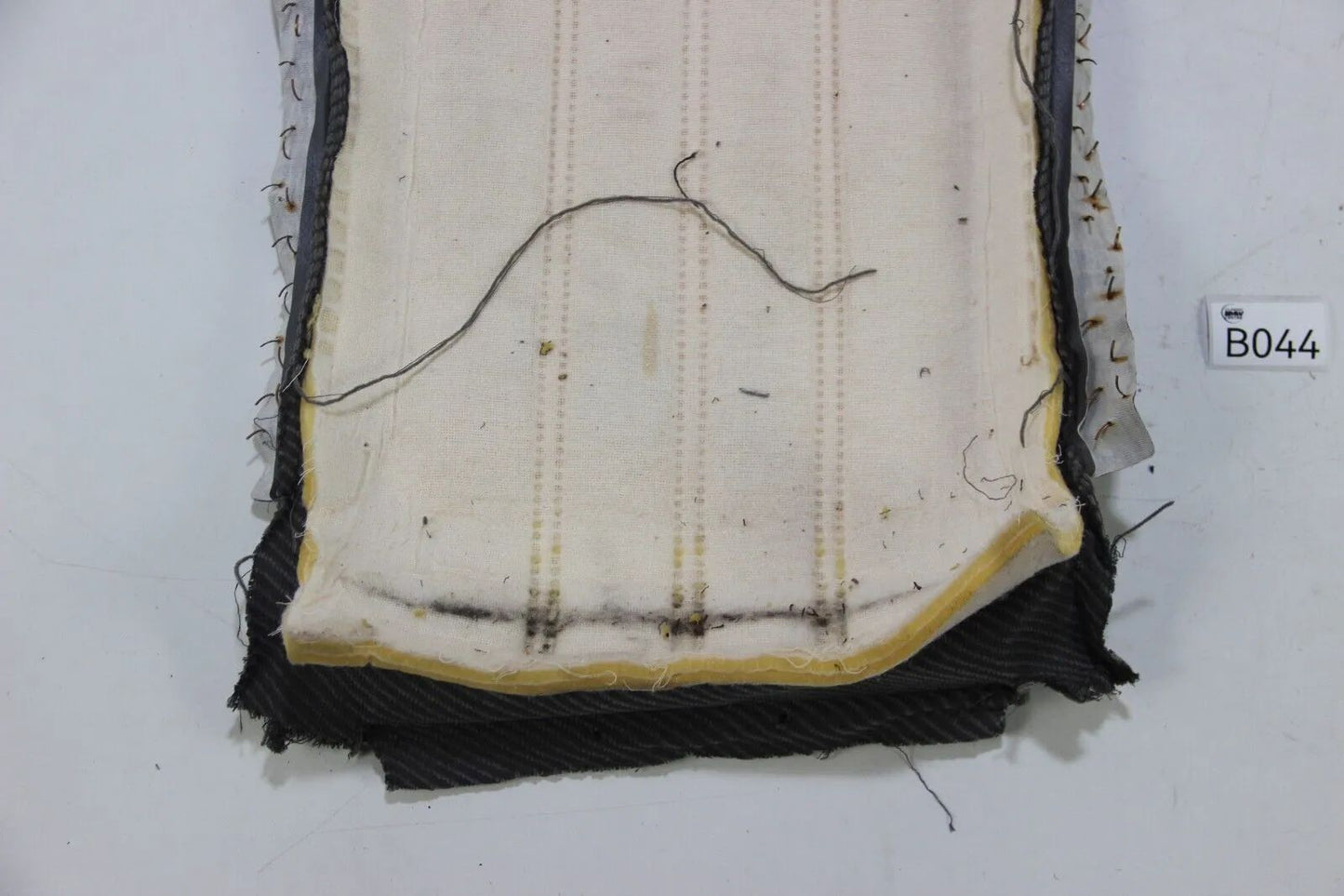 Original BMW E30 316i-325i M3 3er Sportsitz bezug Sitzbahn mitte oben Grau