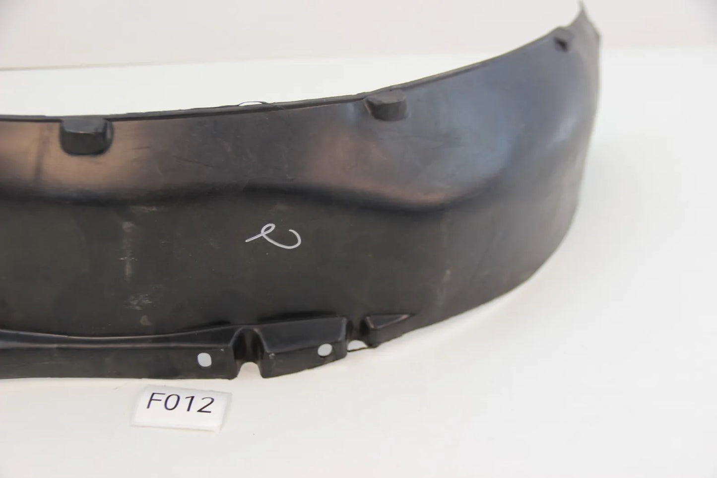 BMW E30 318i M40/M42 320i 325i M20 Abdeckung Radhaus vorne links 51711945867