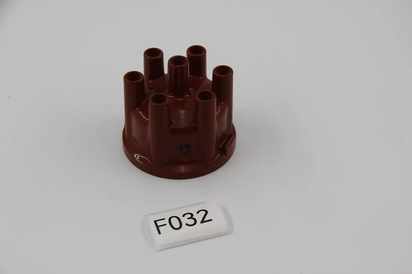 Orig BMW E3 E9 E24 E28 E30 M20/M30 Verteilerkappe Bosch: 1235522295 12111359706