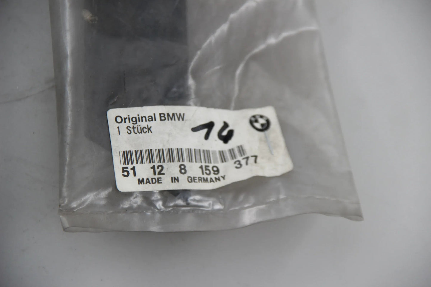 Original BMW E39 520i-540i Limousine Stossleiste hinten links 51128159377