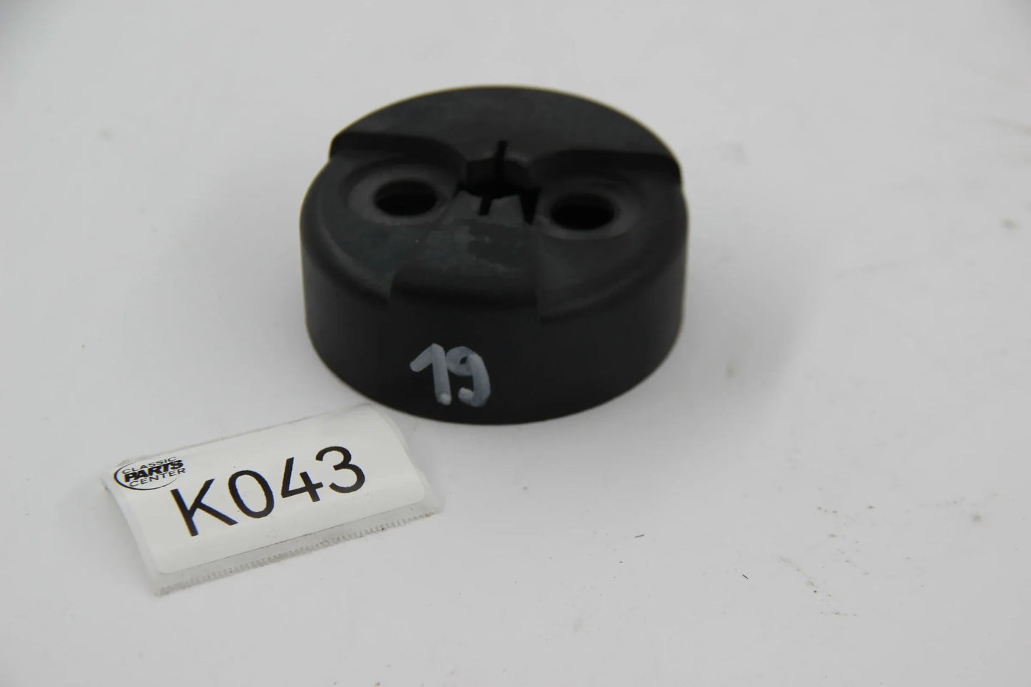 Original BMW M3 Gr.N E30 M3 E28 M5 E24 M6 Kappe Kraftstsoffpumpe 16121178668