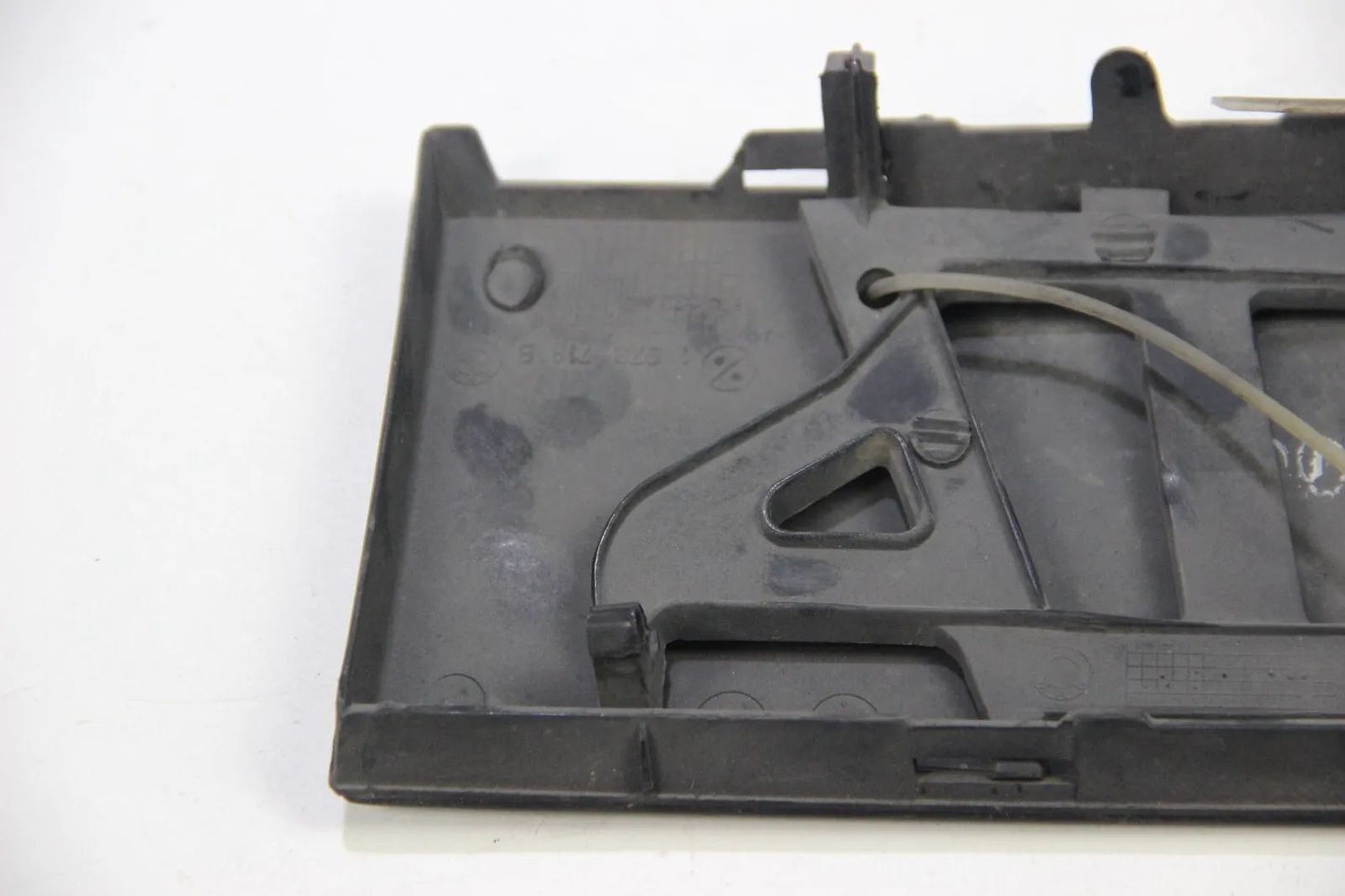 Original BMW E34 Klappe Abdeckung Stoßstange vorne 1973718 Abschlepphaken