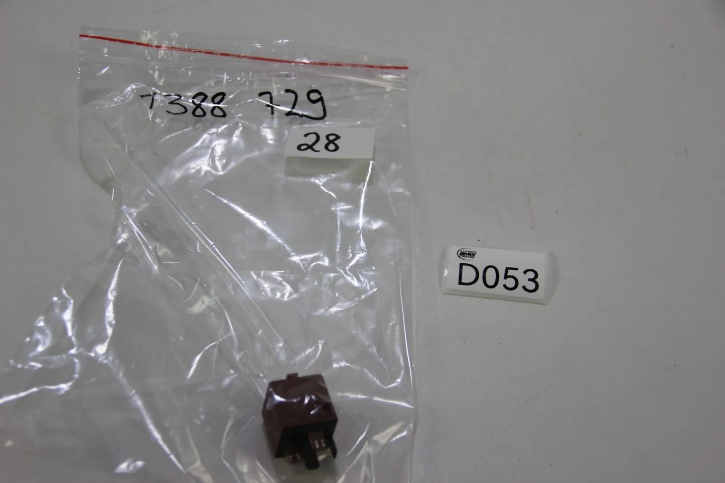 Original BMW E34 E32 Relais Relay Schliesser lehmbraun Braun Relais 61311388729