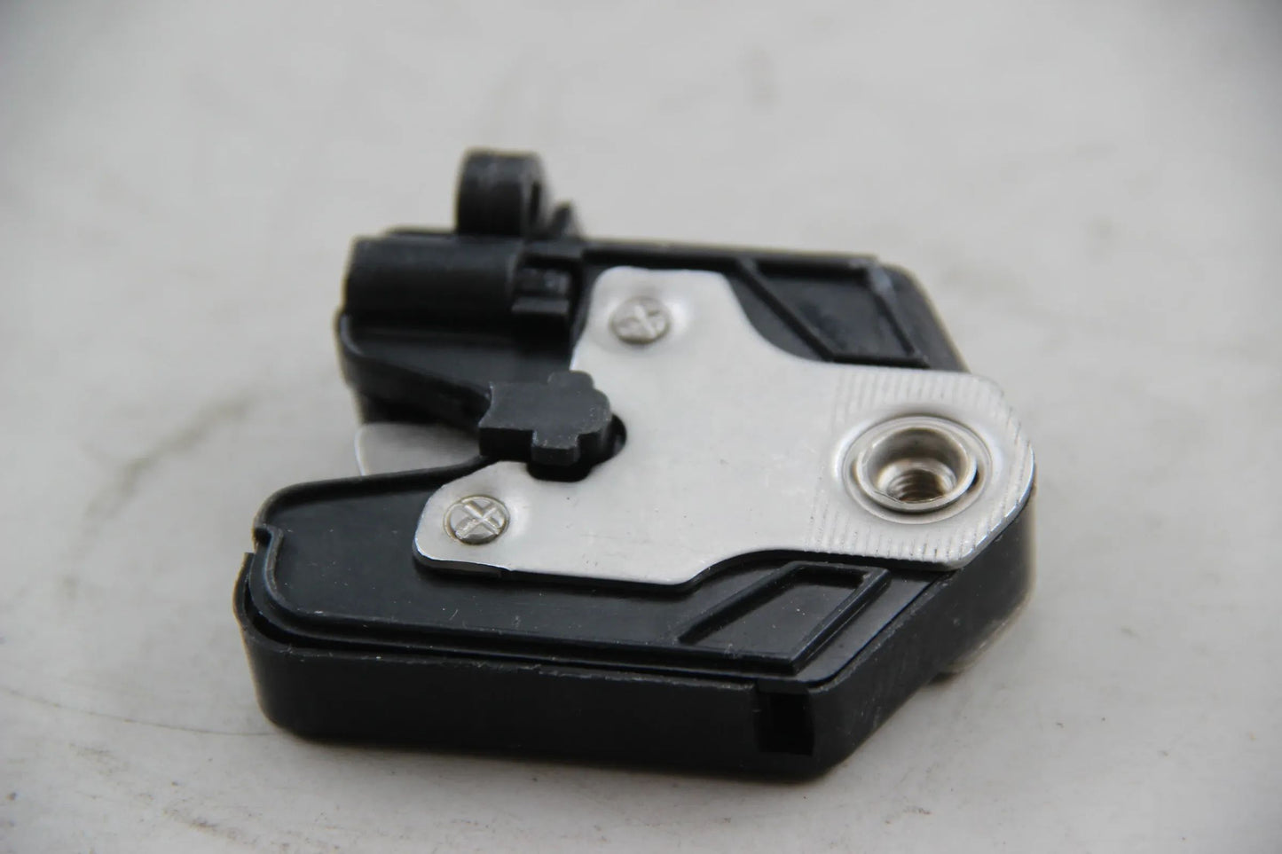 Original BMW E34 518i-540i M5 E32 Z1 Frontklappenverschluss NOS NLA 51231908330