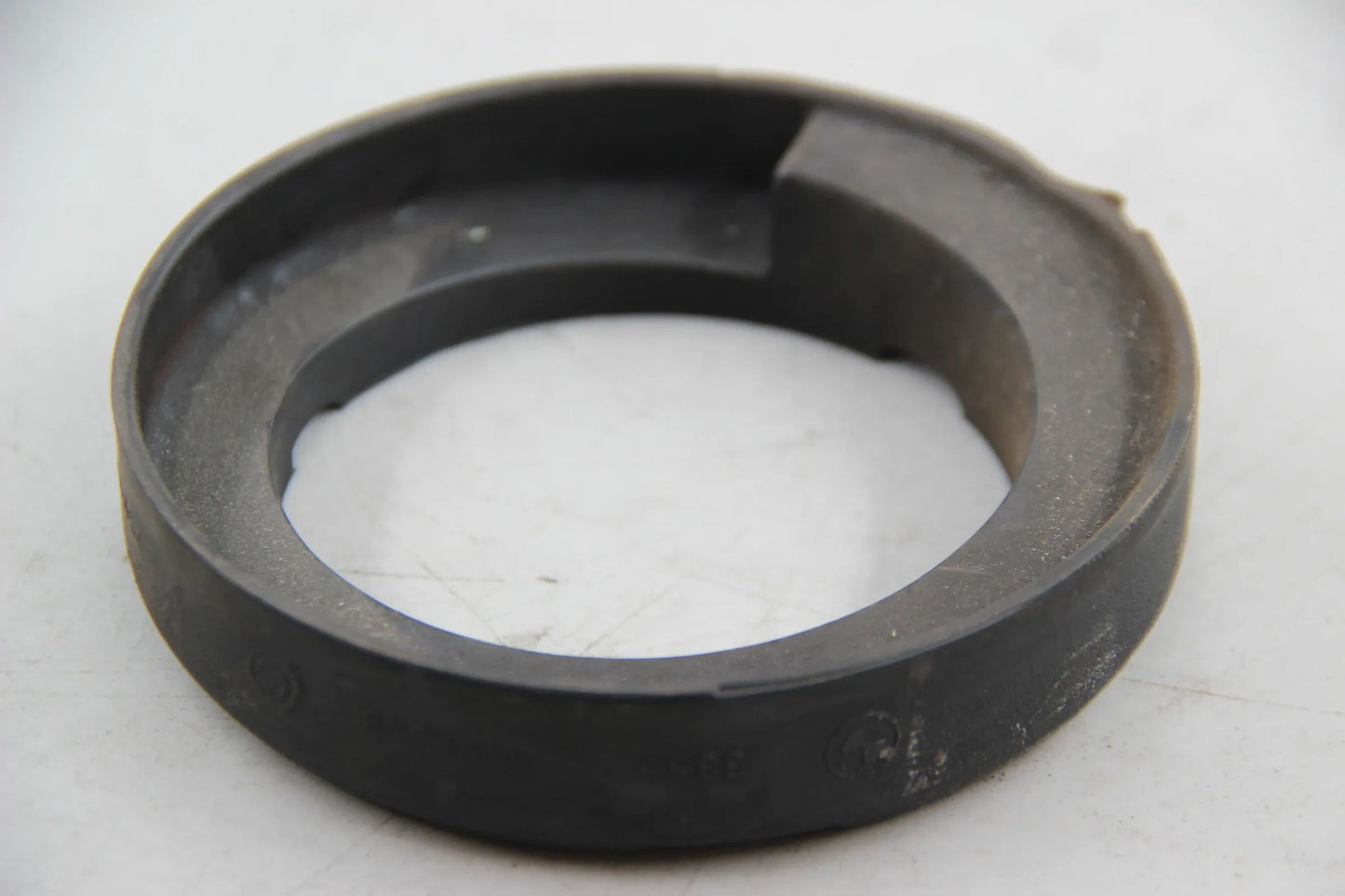 Original BMW E24 635CSi Coupe E32 E38 E67 Federunterlage oben 33531133048