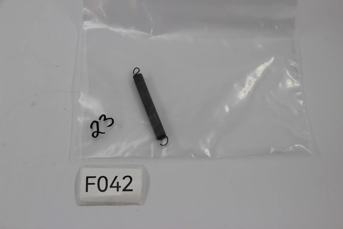 Original BMW E12 520 M10 Zugfeder Gemischregulierung NOS 13111259791