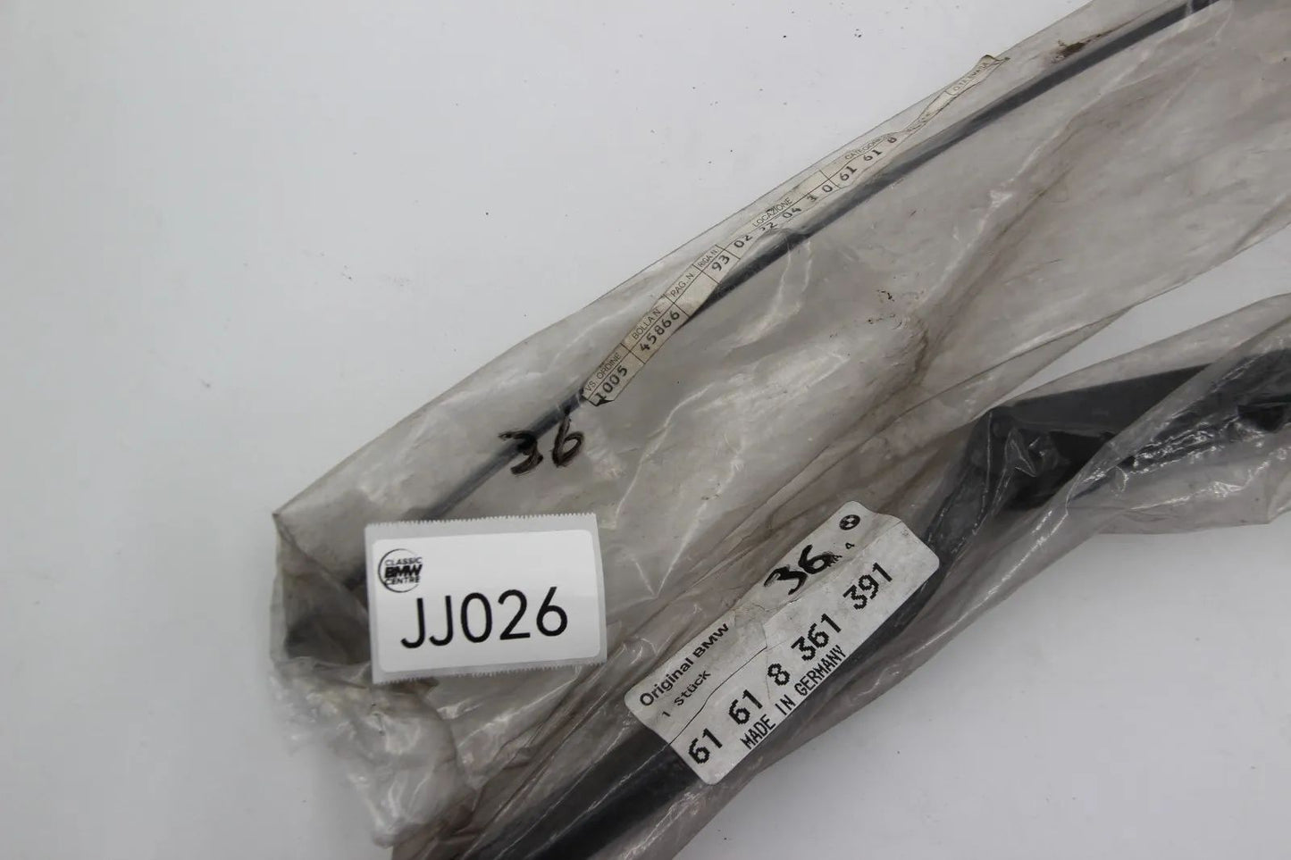 Original BMW E36 Compact Wischarm Links Rechts NOS NLA 61618361391 61618361392