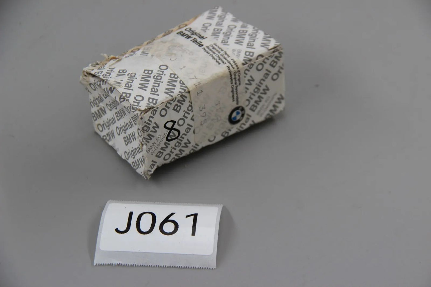 Original BMW E30 M3 E28 E34 E24 E32 Tankentlüftungsventil Bosch 13901711395