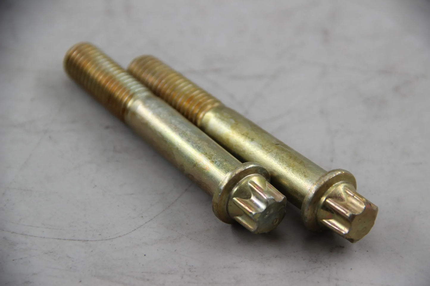 Original BMW 1er 3er 5er 6er 7er 2x Torxschraube M12X75 NOS NLA 24001215041