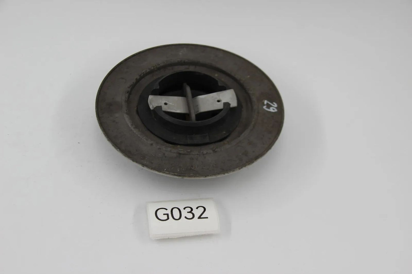 BMW E28 5er Felgendeckel 1178610 1180073 für Felge 165TR390 ET22 Gebraucht