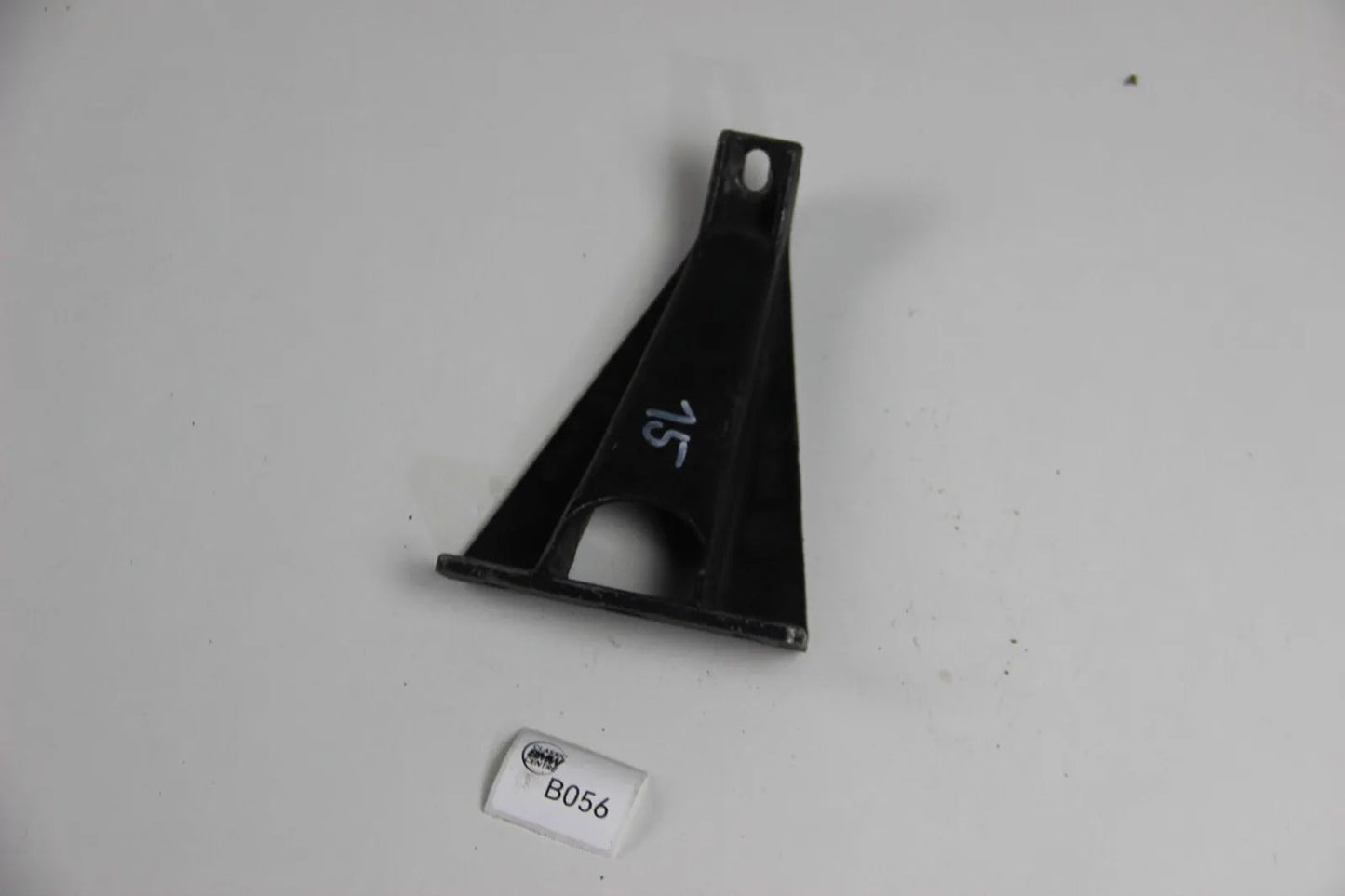 Original BMW E32 M34 Stütze Halterung Ansaugbrücke 1708851 7er 5er Bracket