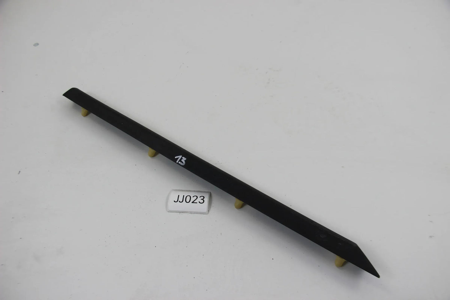 Original BMW E36 316g-318ti Stossleiste Seitenwand hinten rechts 51138146362