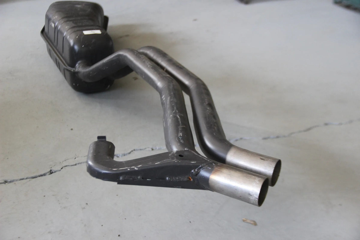 Original BMW E34 525i M20 Nachschalldämpfer 18121719428