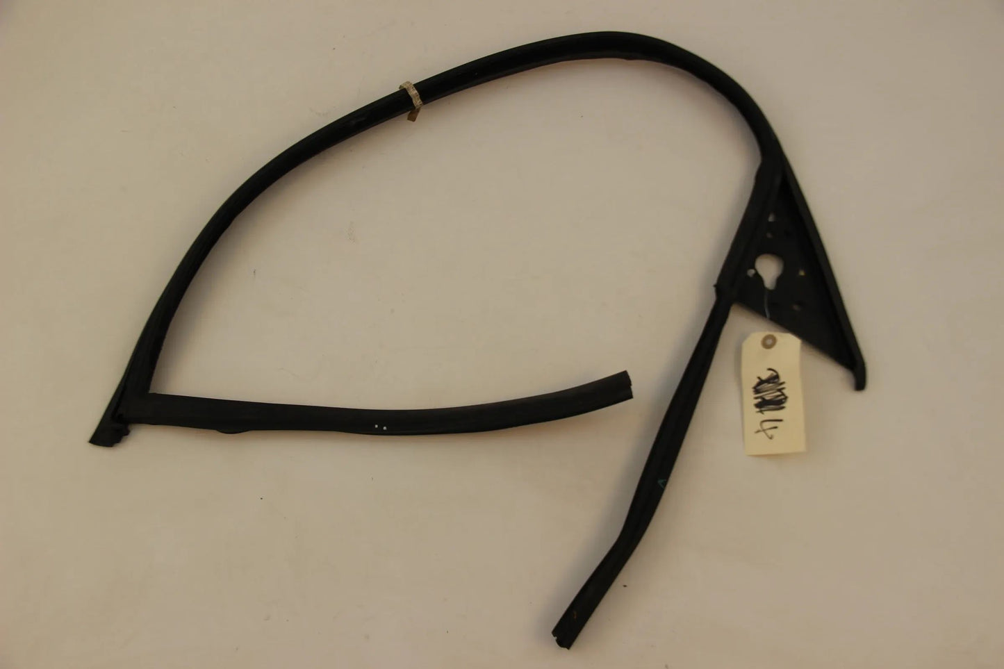 Original BMW E34 5er Fensterführung vorne Links 51321934207