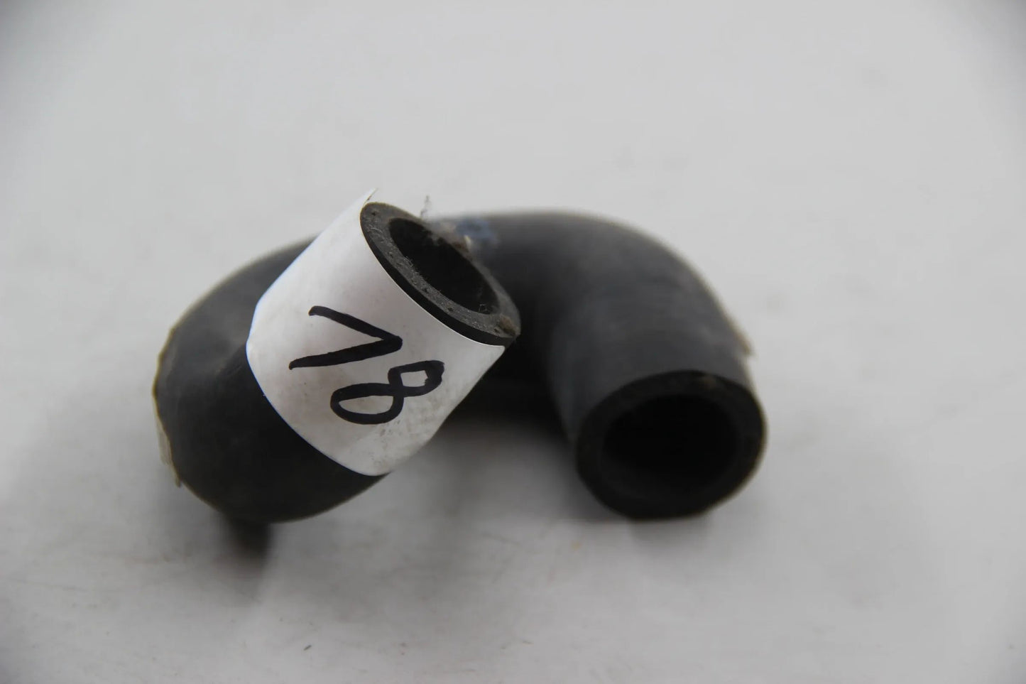 Original BMW E34 518i M5 E32 Schlauch Zusatzwasserpumpe-Wasserventil 64211384763