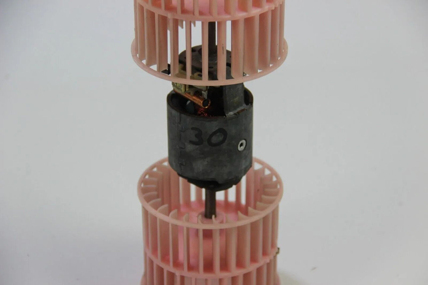 NEU Original BMW E12 E21 E28 E24 Gebläse Motor Innenraumgebläse Lüfter Lüftung