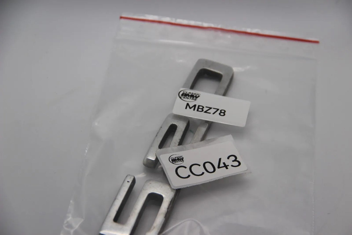 Original BMW E12 520 Modellbezeichnung Emblem Badge Schriftzug Typenschild