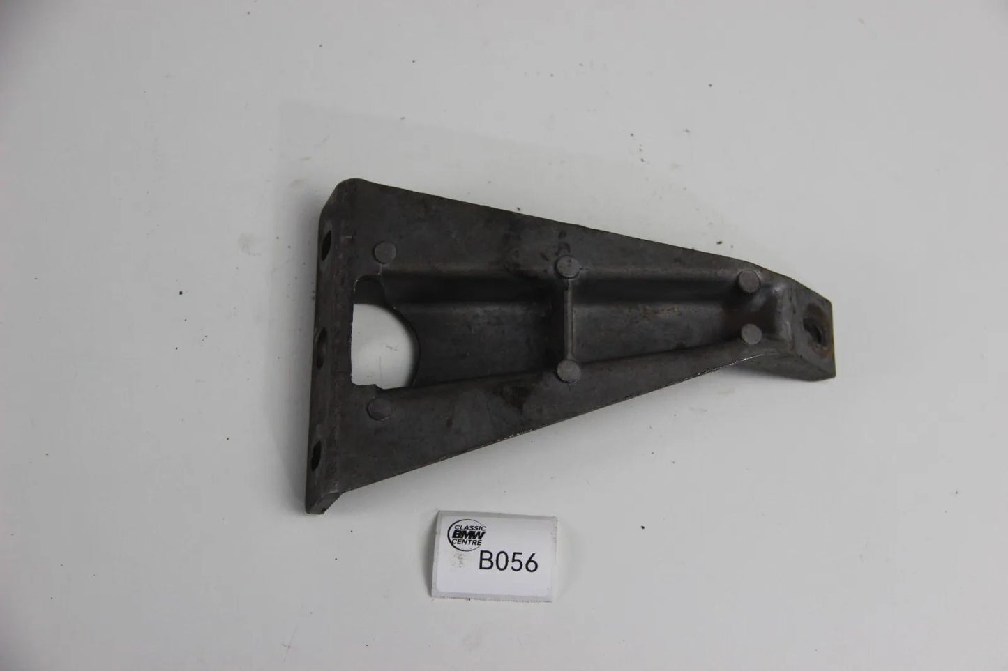 Original BMW E32 M34 Stütze Halterung Ansaugbrücke 1708851 5er 7er Bracket