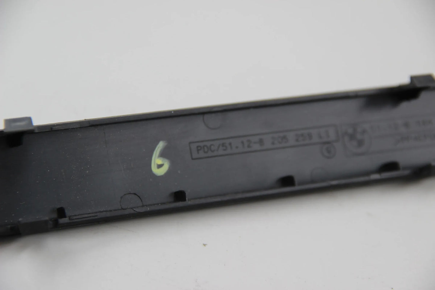 Original BMW E39 520d 520i 523i 525d 528i Stossleiste hinten links 51128184507