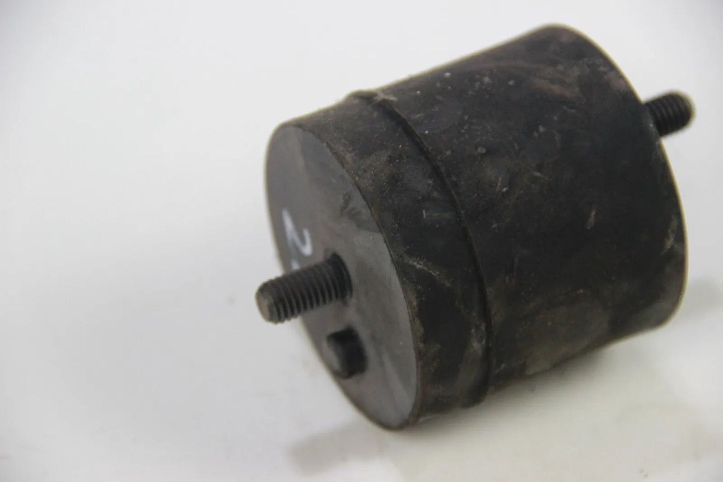 NEU Original BMW E34 520i 525i Motorlager Gummilager 1138879