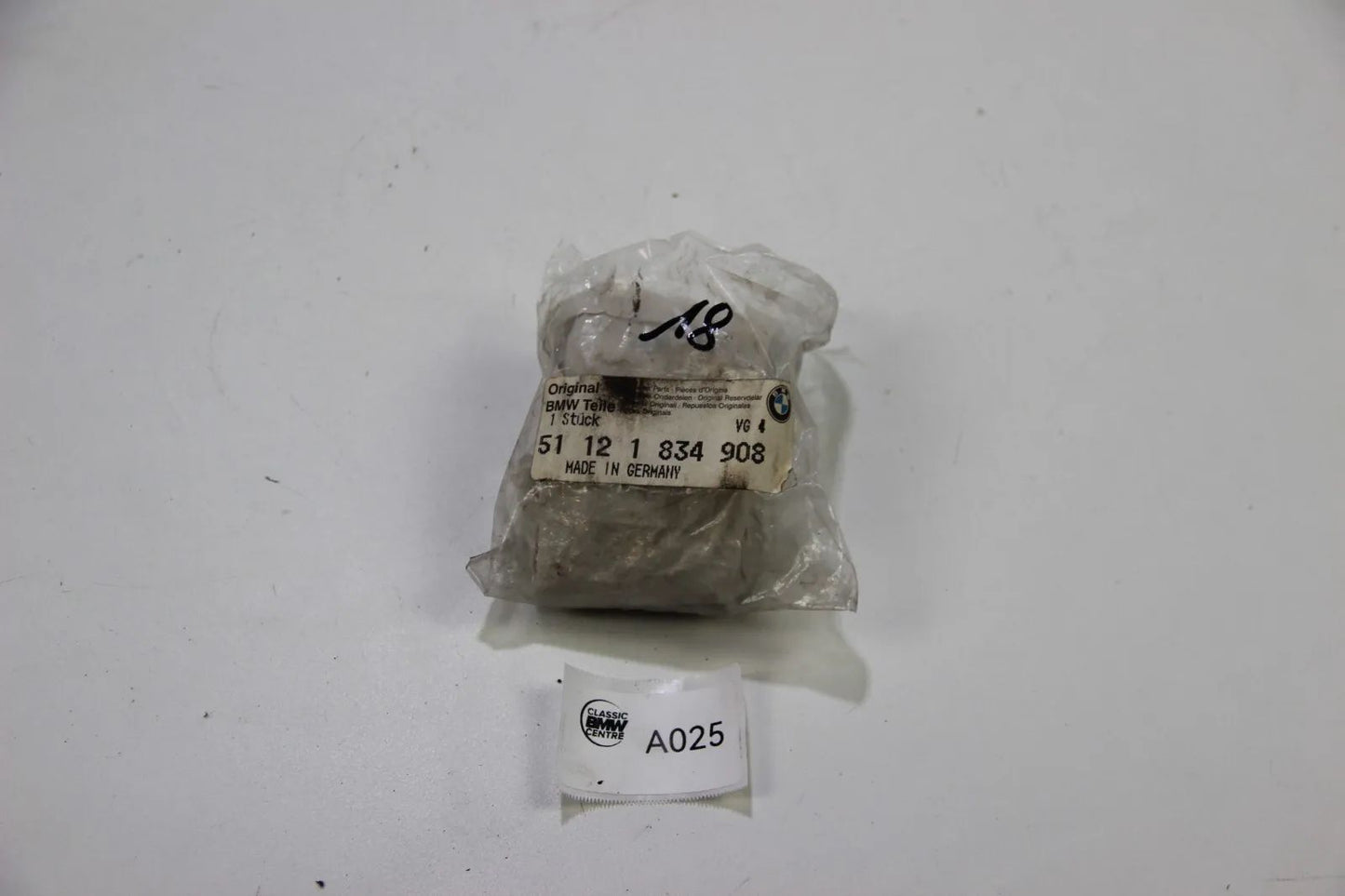 NEU Original BMW E21 316 318 318i 320 320i 323i Blende rechts 51121834908 3er