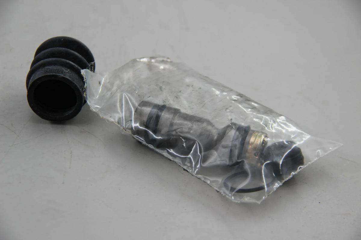 Original BMW E10 2000 Reperatursatz Kupplungsgeberzylinder D=19,05MM 21521102935