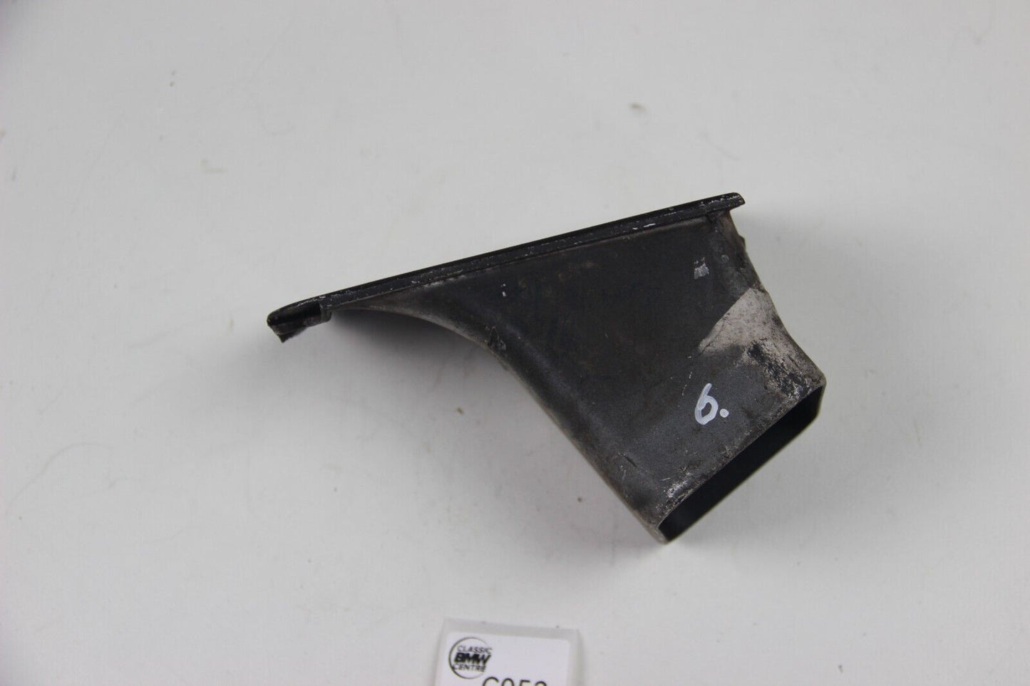 Original BMW E30 Bremskühlung links 19615051 3er 316 318 320 325 NFL Einlass