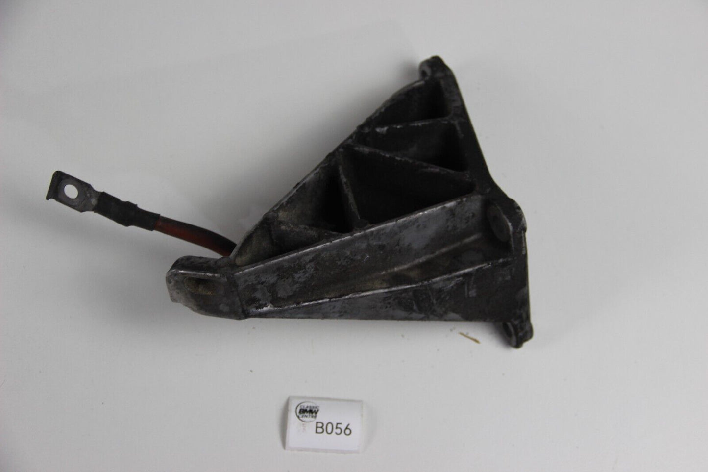 Original BMW E34 E32 M30 Motorhalter Tragebügel 1129806 Bracket Mount 7er 5er