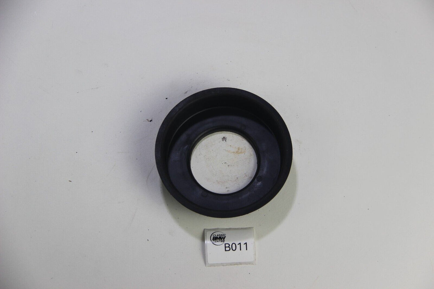 Original BMW E30 E28 E34 Zündverteiler Staubschutz Abdeckung 1230500168