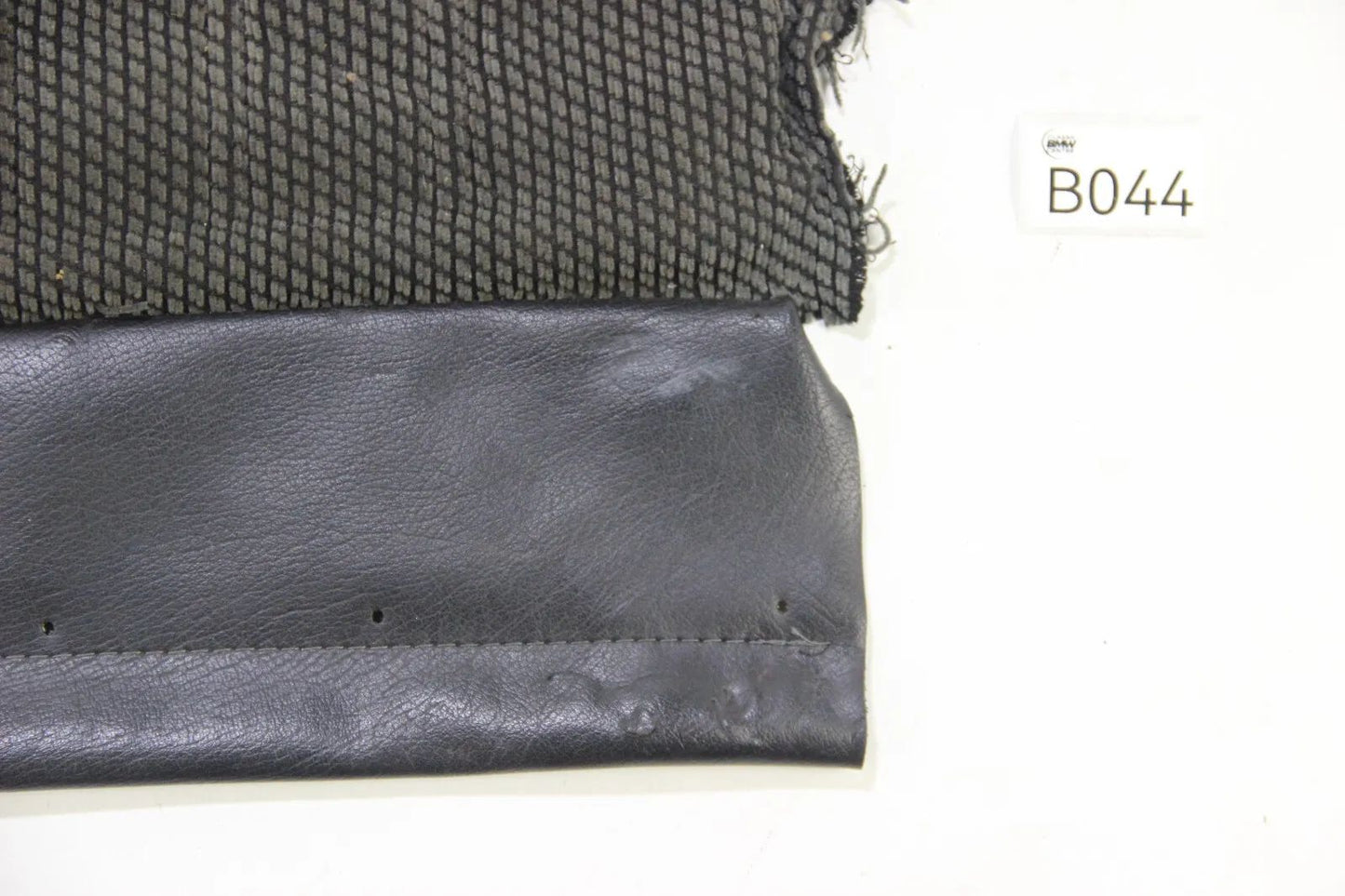 Original BMW E30 316i-325i M3 3er Sportsitz bezug Sitzbahn mitte unten