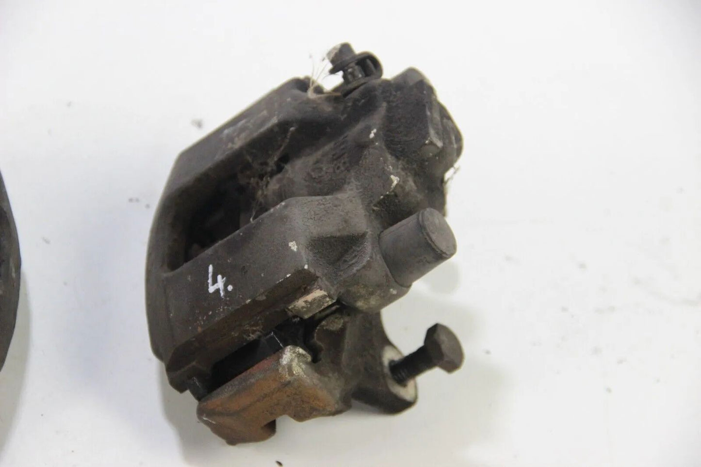 Original BMW E24 635csi E28 5er Bremssattel Sattelhalter hinten links rechts