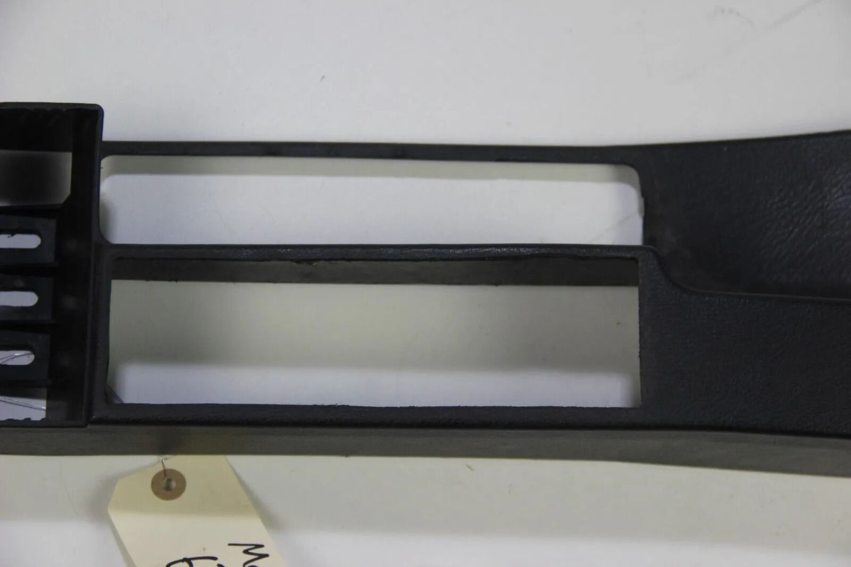 Original BMW E30 316i 318i 320i  325i M3 Mittelkonsole Kassettenfach 51161884246