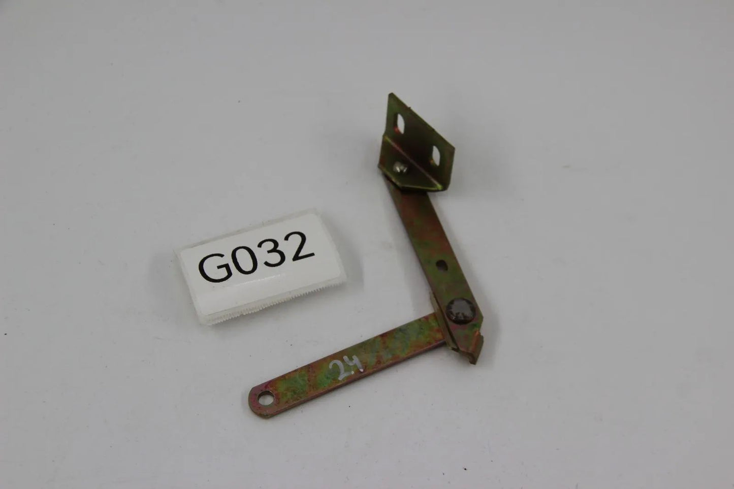 BMW E24 628 CSI - M635 CSI E12 5er Gelenk Handschuhfach 51161817522 Neu