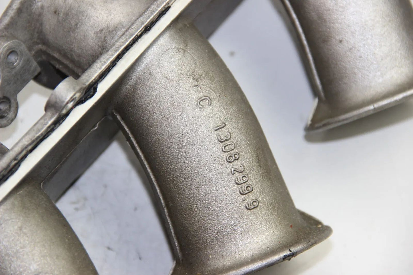 BMW E30 M3 Ansaugtrichter Trompeten 46mm 13082999