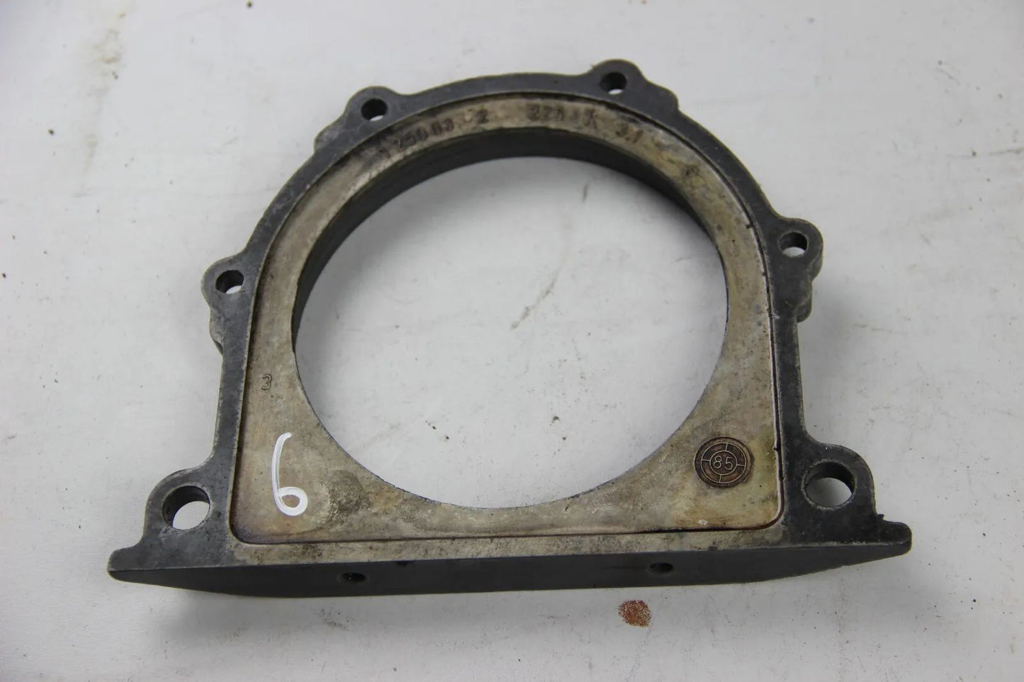 BMW E12 E23 E24 E32 E34 M30  Kurbelwellengehäus Kurbelgehäuse Abdeckung  1250033