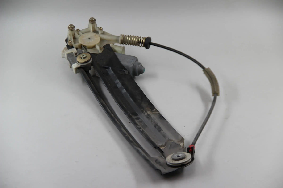 BMW E39 520i-540i M5 Fensterheber mit Motor hinten rechts NLA 51358252430