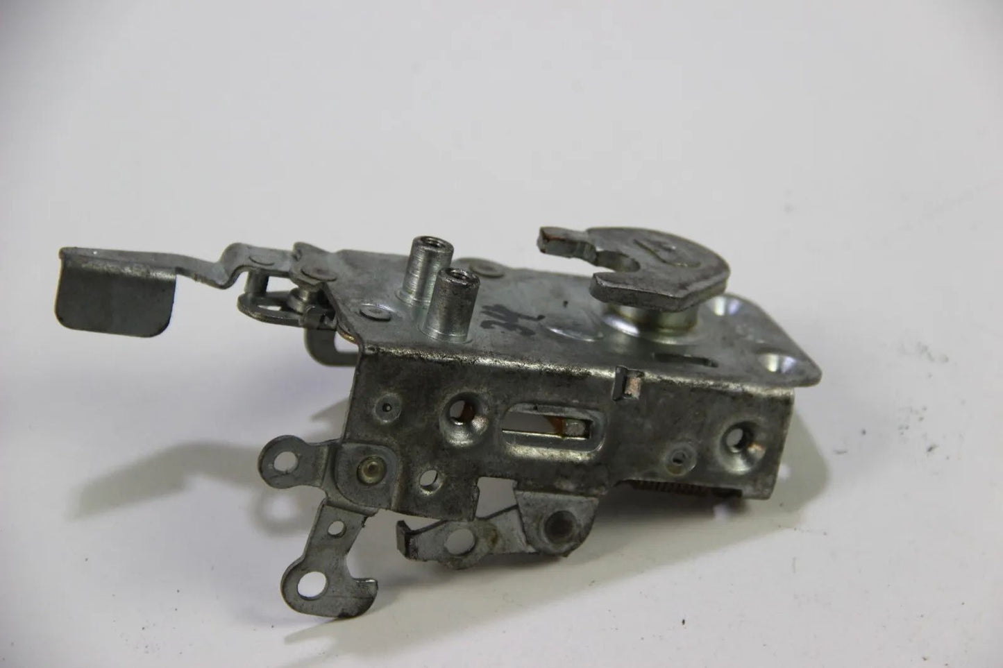 NEU Original BMW E3 E9 E12 E21  Türschloss Drehfallschloss rechts OEM Door Lock