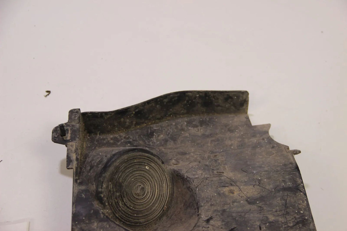 Original BMW E30 Scheinwerferabdeckung Motorraum Abdeckung Rechts 51711916192