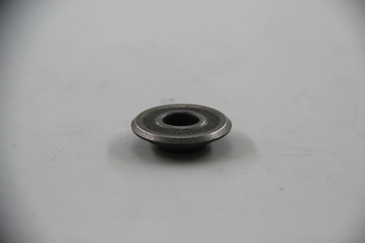 Original BMW E30 3138i E36 318i 320i 325i E34 520i Federteller oben 11341722822