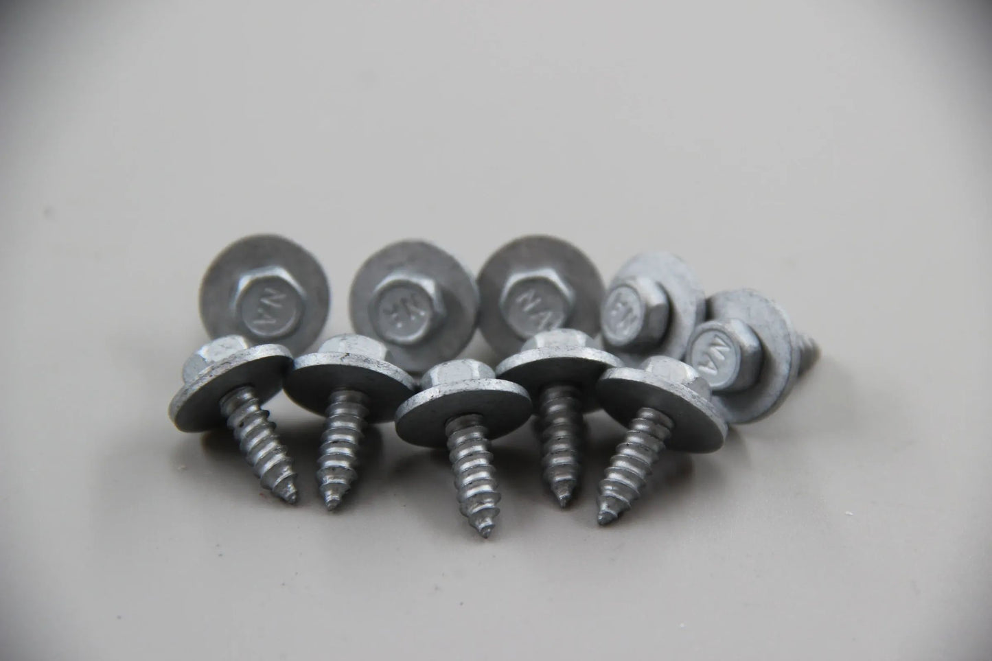 BMW E81 E21 E12 E24 E23 E31 10x Sechskantblechschraube ST4,8X16-ZNS3 07119901299