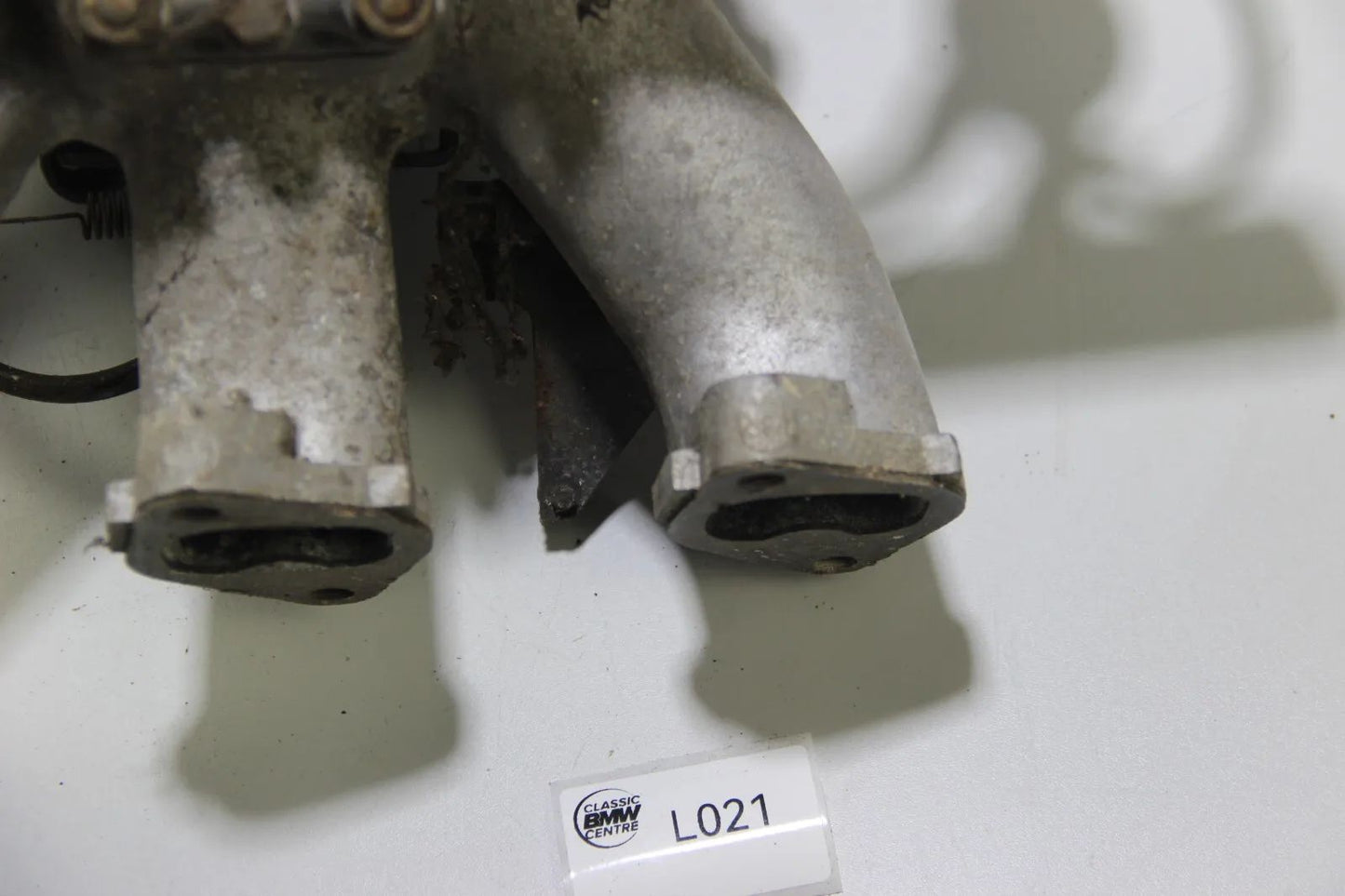 BMW M30 Oldtimer Vergaser Ansaugbrücke Krümmer 6 ZYL 1254376