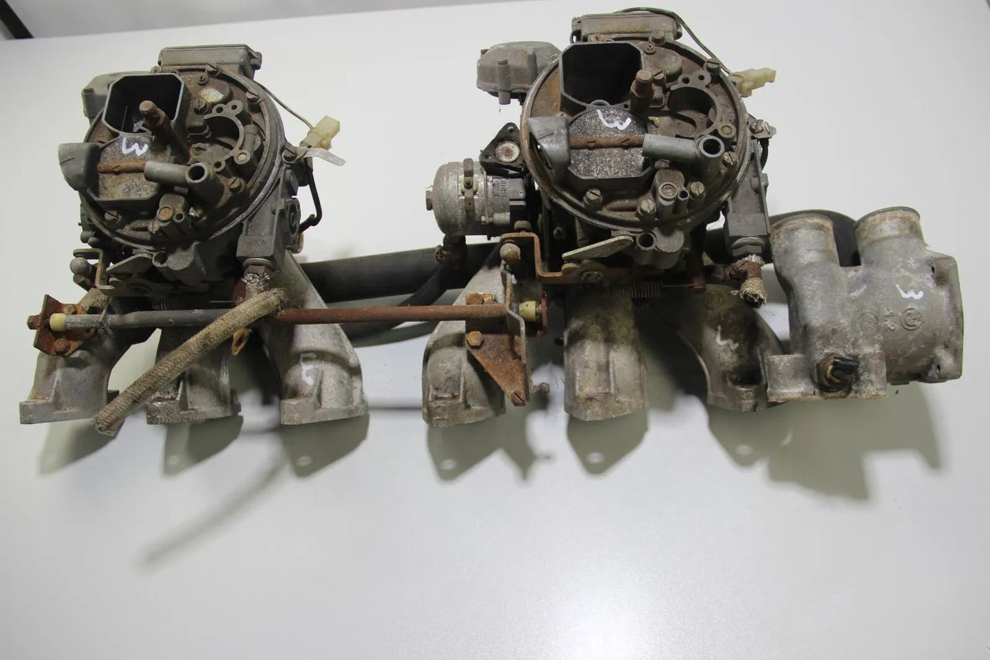 BMW M30 Oldtimer  Vergaser Ansaugbrücke Krümmer 1254376 1254375