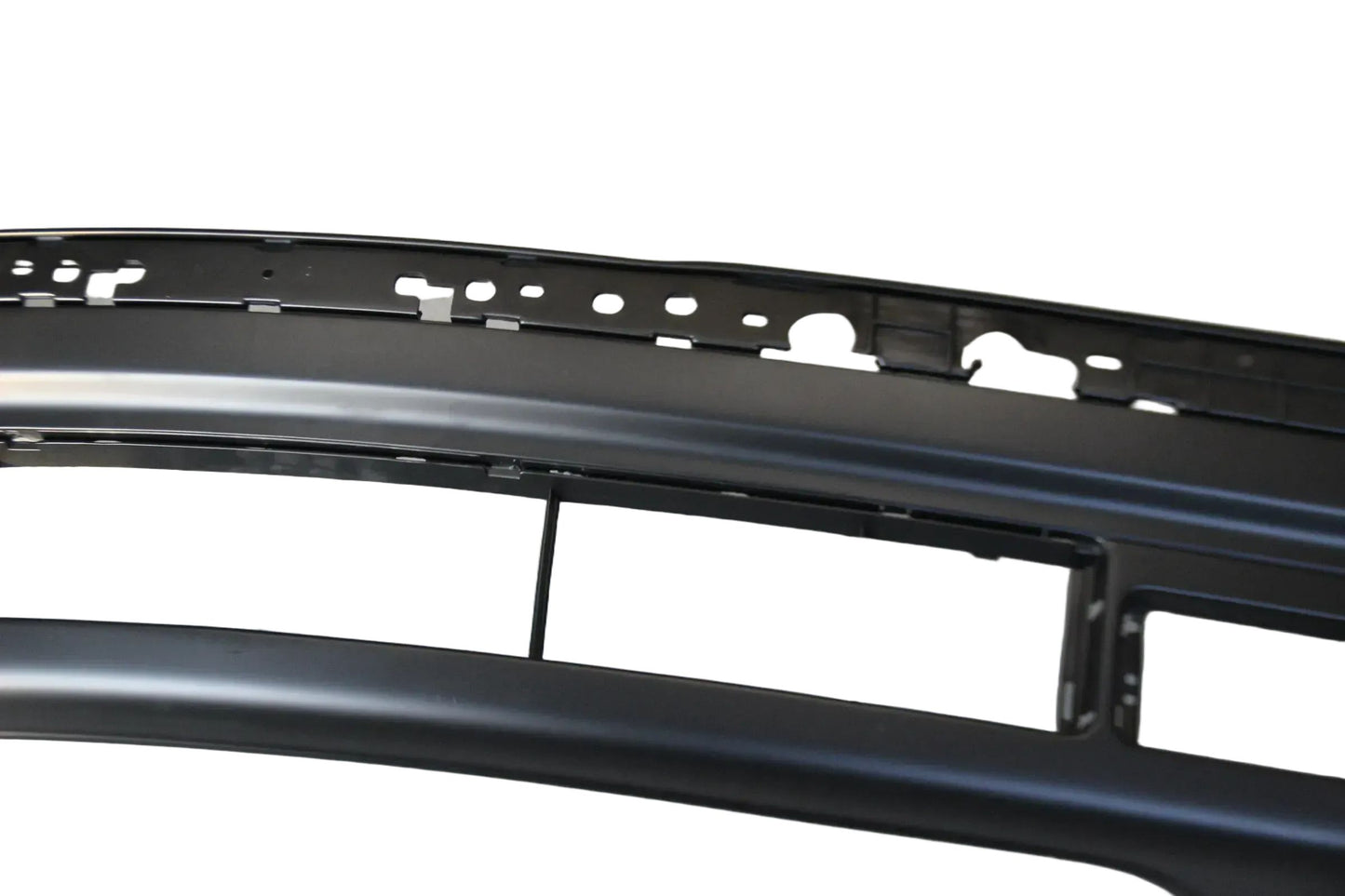 Original BMW E36 316-328i bis 09/96 Verkleidung Stossfänger vorn  51118222434