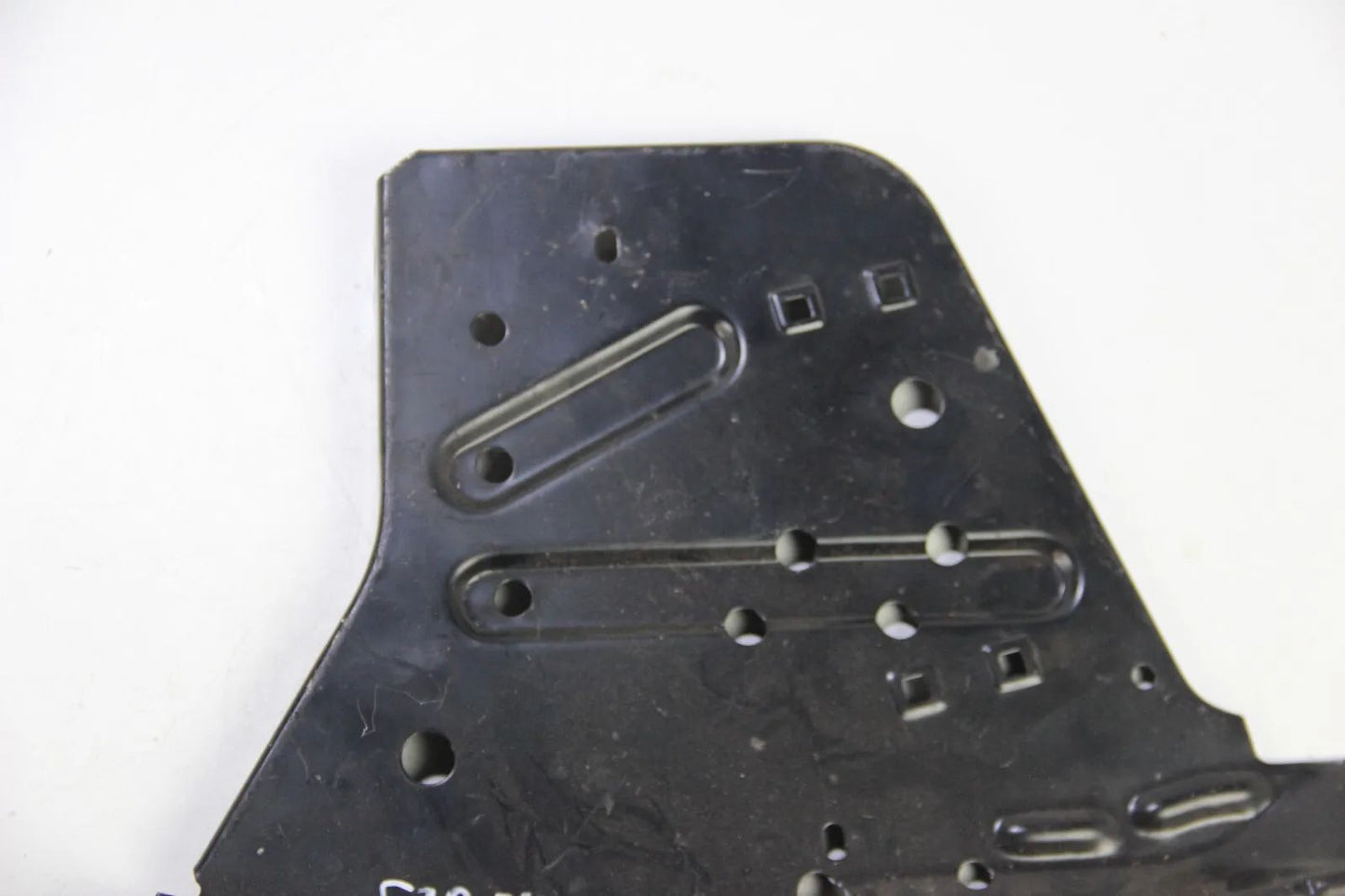 Original BMW E30 316i-325i M3 Schliessblech links Karosserieblech 41111966553