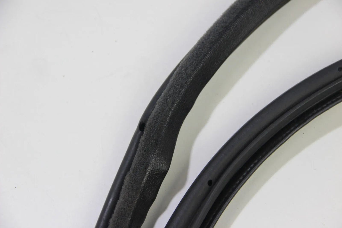 Original BMW E30 2-Türer 316i-325i M3 Türdichtung Links Kantenschutz OEM