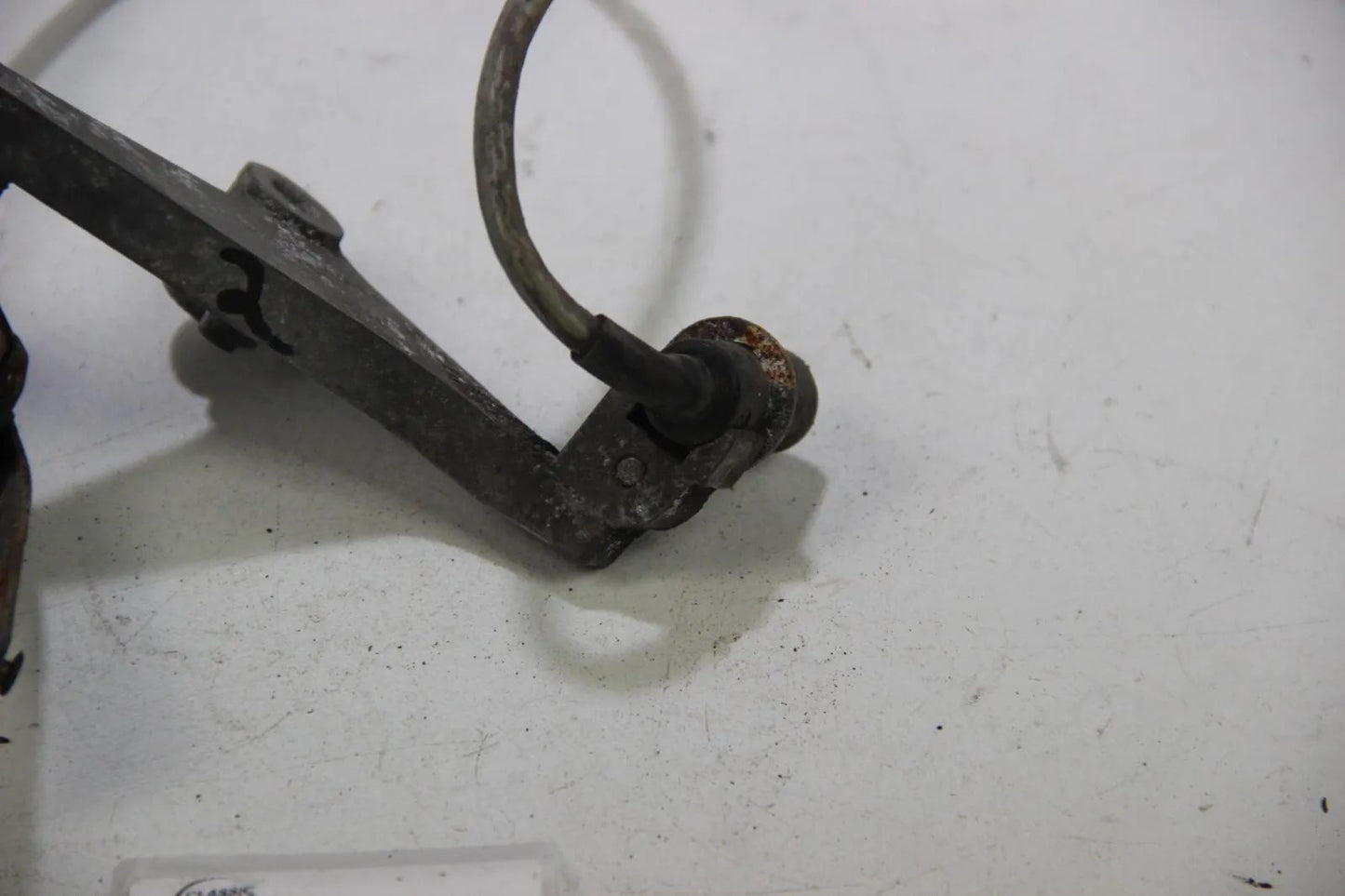 Original BMW M88/ M90 M30 Drehzahlgeber vorne am Vibrationsdämpfer OEM