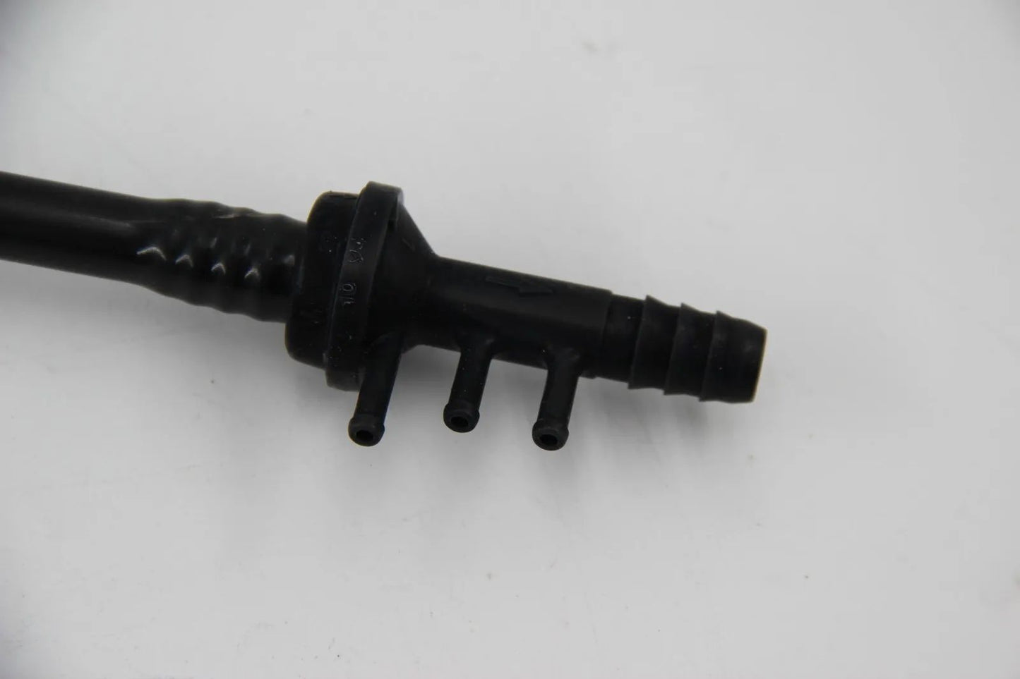 Original BMW E30 324d 32td M21 Unterdruckschlauch 34301157317