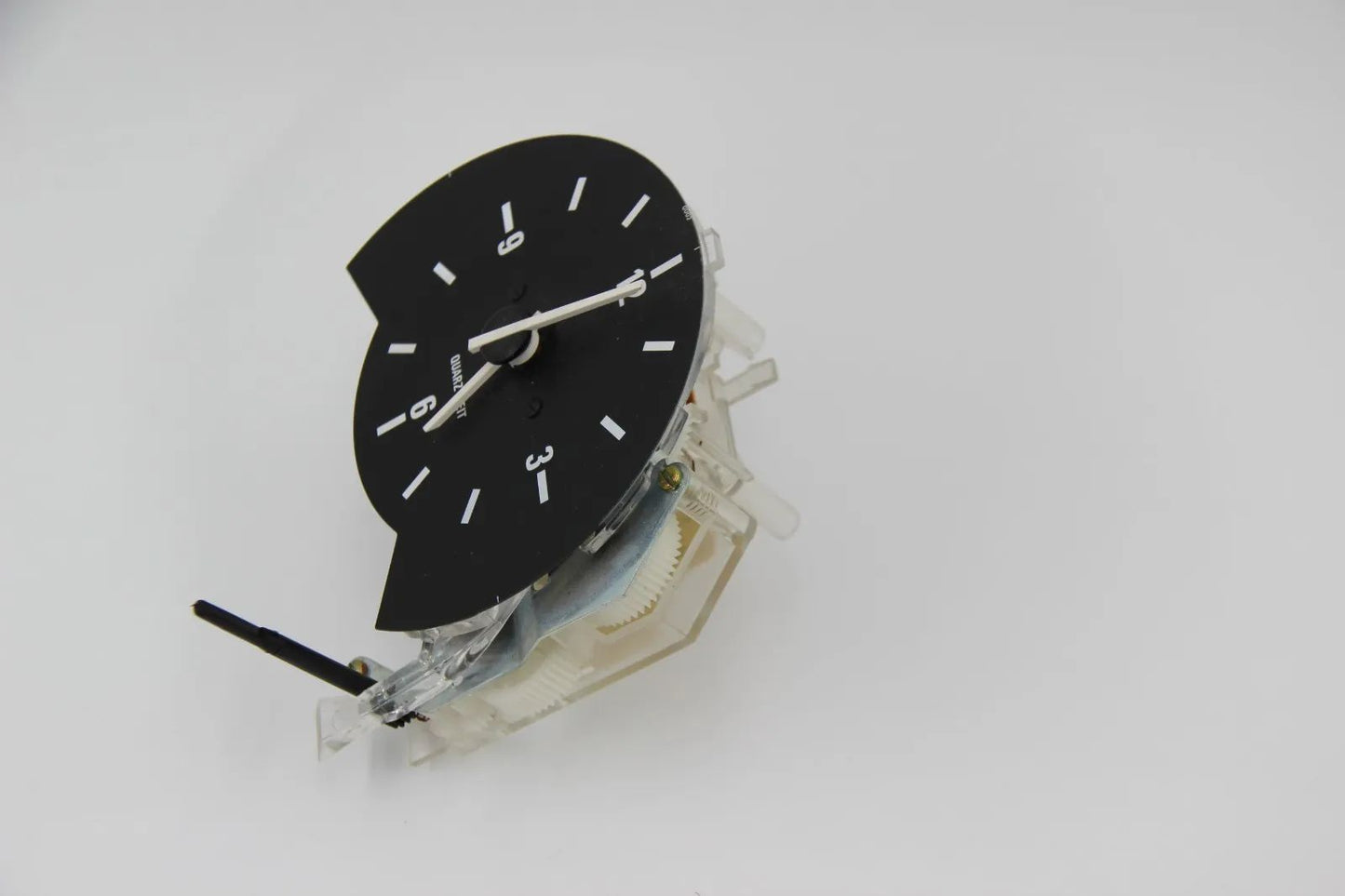 BMW E30 316 M10 316i M40 318i M10/M40 Zeituhr NOS 62131373672