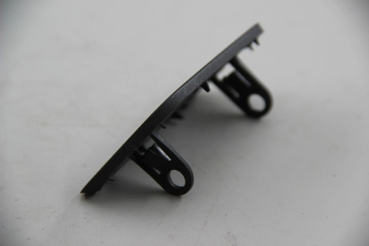 Original BMW E60 Abdeckkappe rechts Scheinwerferwaschanlage 51117056948