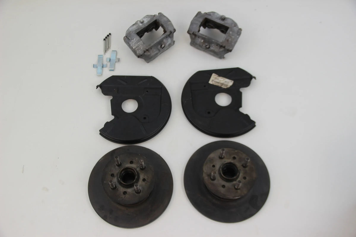 Original BMW E10 2002tii 2002ti Bremssattel Bremsscheibe Radnabe Ankerblech Satz